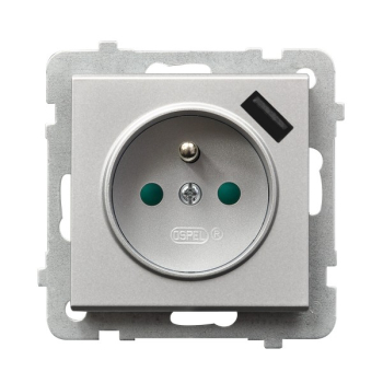 SONATA GP-1RZPUSB/m/38  gniazdo pojedyncze z uziemieniem i przesłonami torów prądowych oraz ładowarką USB typu A